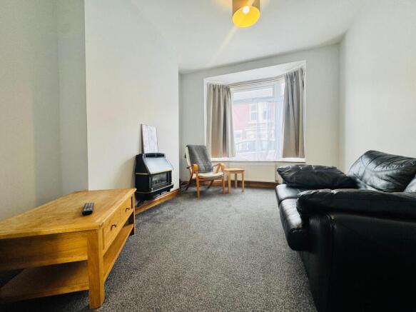 2 bed Terraced for sale Image 5