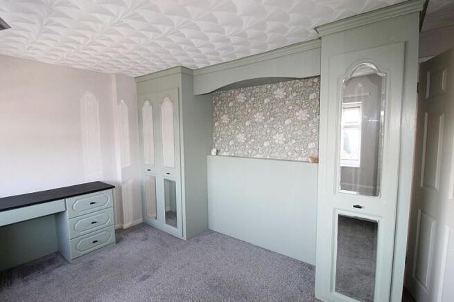 3 bed Semi-Detached for sale Image 12