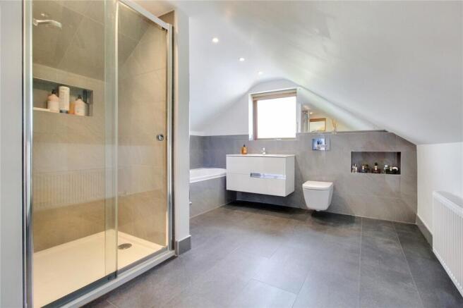 En-Suite 1