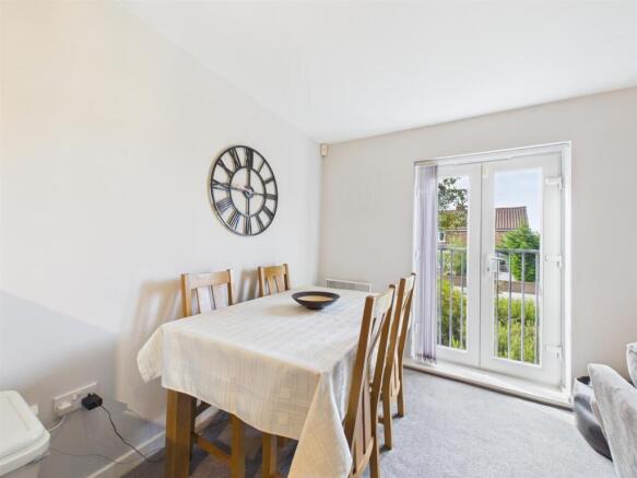 1 bed Flat for sale Image 4