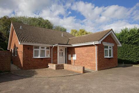 Tyne Crescent | Bedford | Beds | MK41 | great position