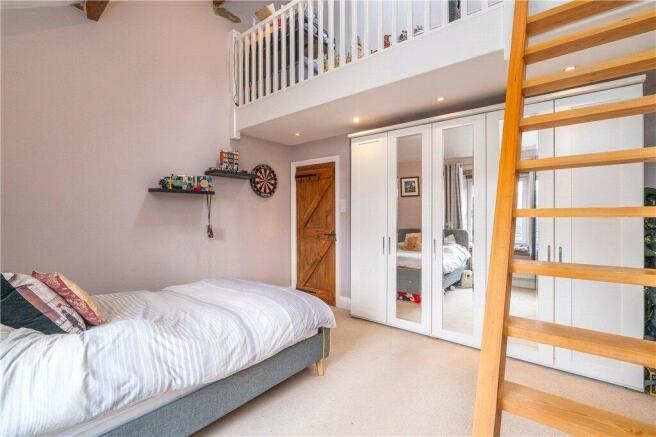 3 bed Semi-Detached for sale Image 7