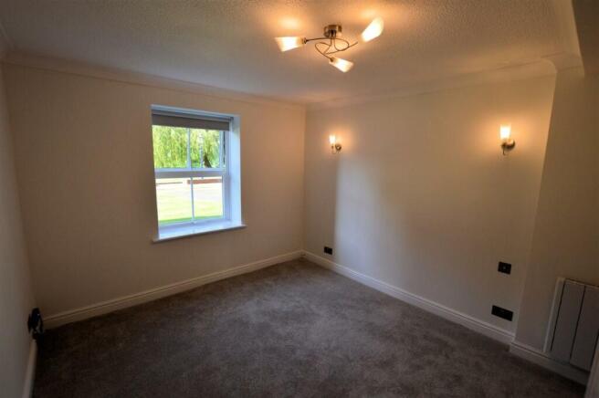 Waterside Place 9