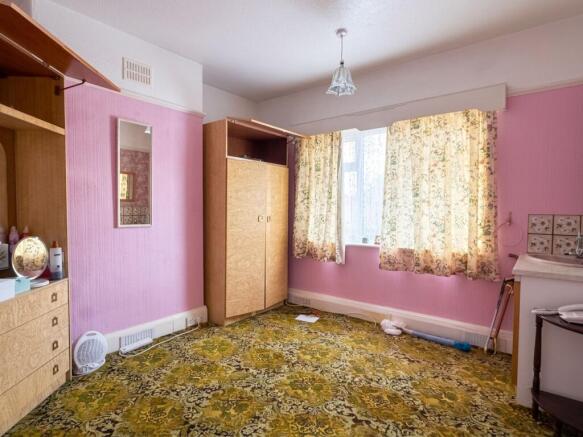 3 bed Semi-Detached for sale Image 8