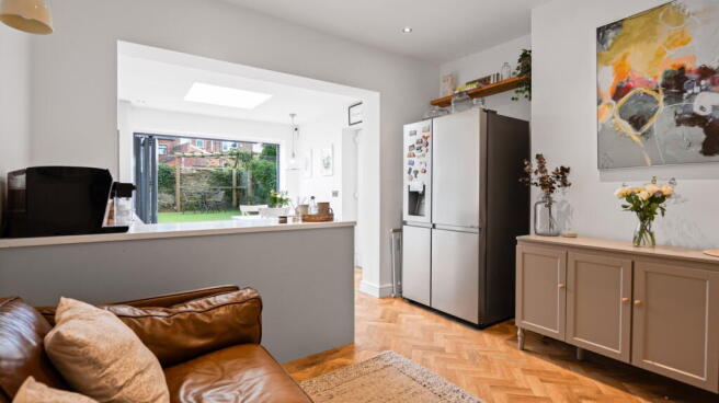 3 bed Terraced for sale Image 5