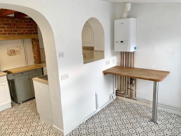 2 bed Cottage for sale Image 9
