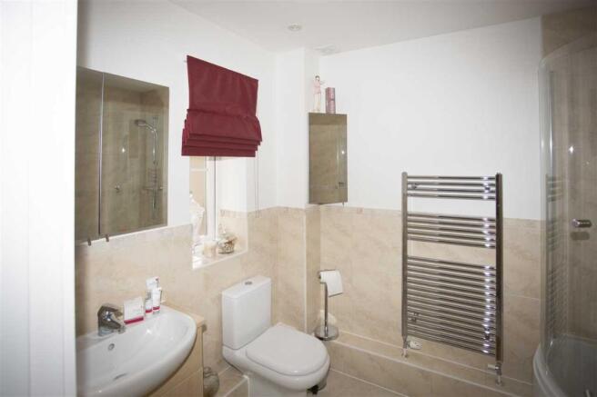 En suite bathroom