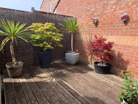 garden 1.jpg