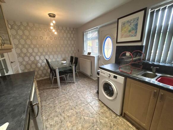 3 bed Detached for sale Image 8