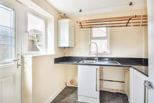 8496474-interior34.jpg