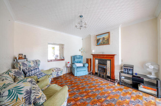 1394736-12-694955...