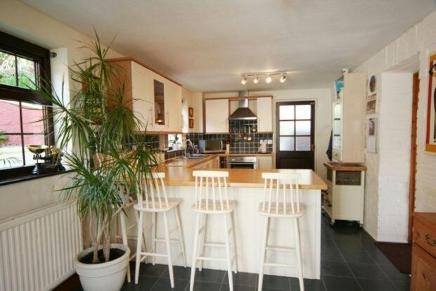 Kitchen/Breakfast Ro