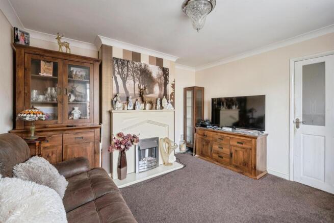 3 bed Town House for sale Image 12