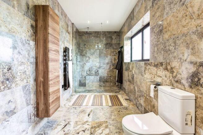 BUNGALOW WET ROOM