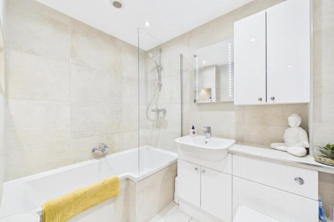 2 bed Terraced for sale Image 12