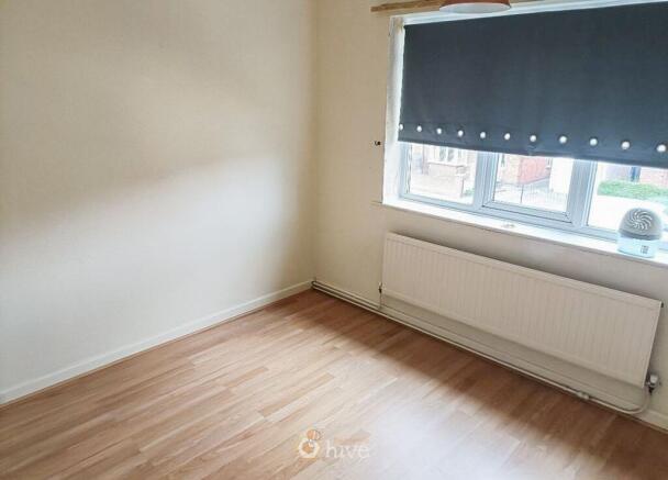 4 bed Semi-Detached for sale Image 11