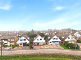 22, Conway Avenue, Southend-on-sea SS3 0BG