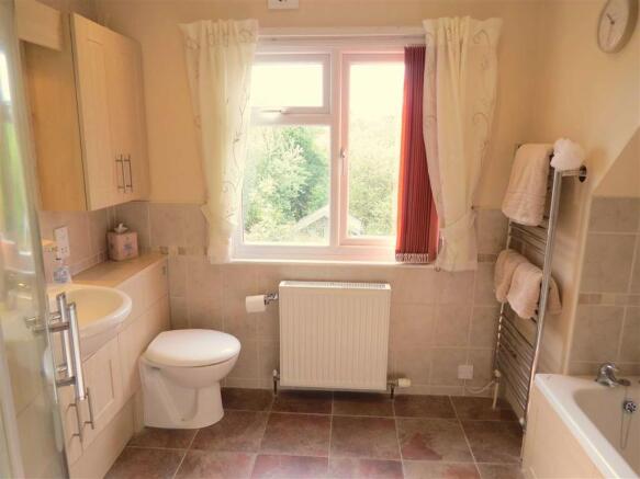 Photo 12