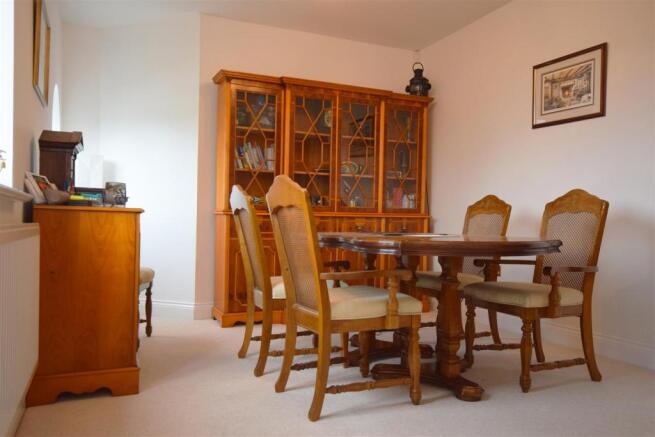 Dining Room.jpg
