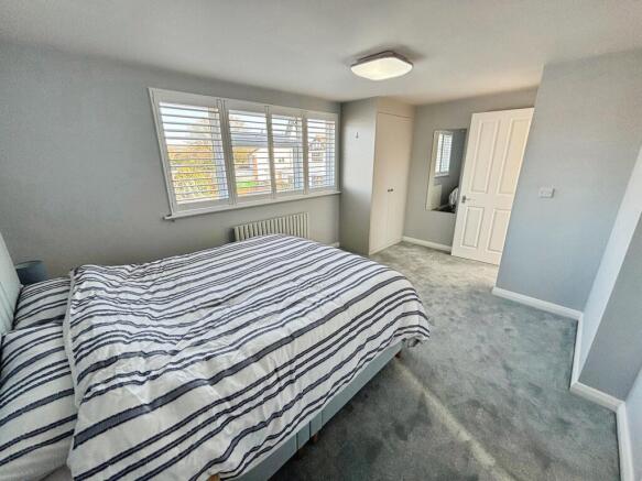 b2802857bedroom2011