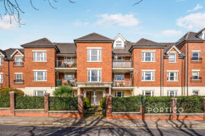 Flat 18, 120 Montpellier House, Manor Road, Chigwell IG7 5PY