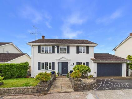 Monterey Close, Torquay, TQ2