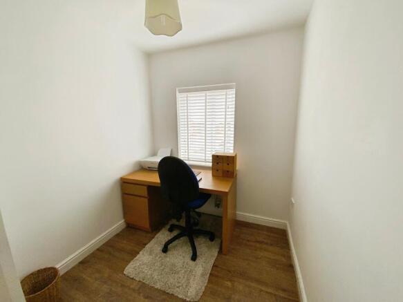 4 bed Detached for sale Image 12