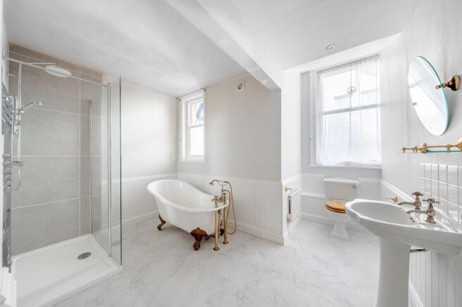 2 bed Flat for sale Image 12