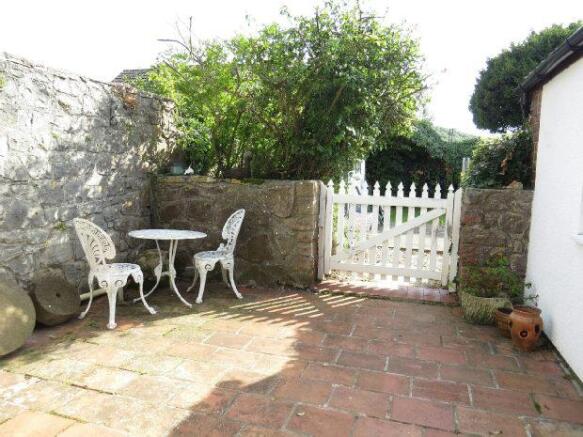 Courtyard Garden.