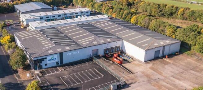 The Hadleigh Building Bumpers Farm Chippenham ph