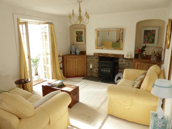 SITTING ROOM