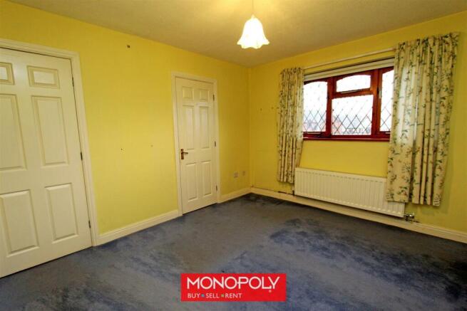 Master Bedroom_watermark.jpg