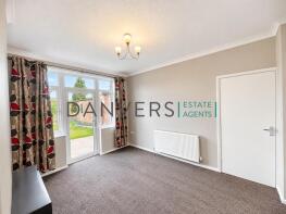 17, Fairholme Road, Leicester LE2 6GL