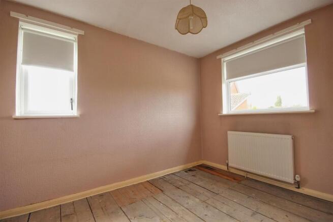 BEDROOM 2 (REAR)