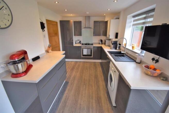 KITCHEN AREA
