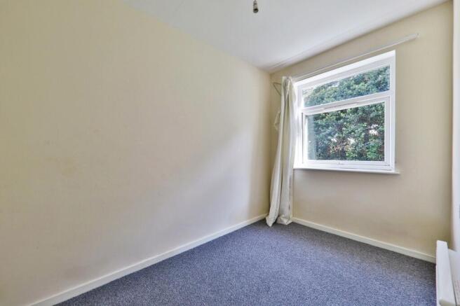2 bed Ground Flat for sale Image 5