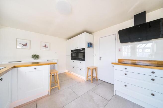 Kitchen corner.jpg