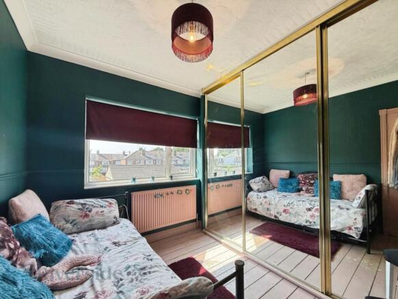 2 bed Terraced for sale Image 11