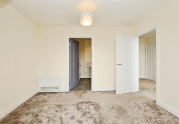 1 bed Flat for sale Image 7