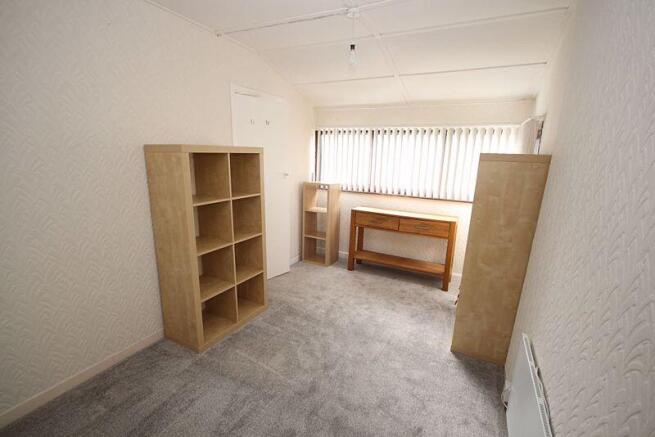 11TH Avenue, Humberston Fitties photo 4
