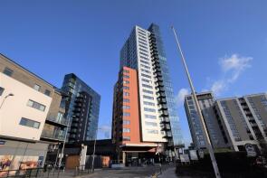 Flat 42, The Moresby Tower, Ocean Way, Southampton SO14 3LF