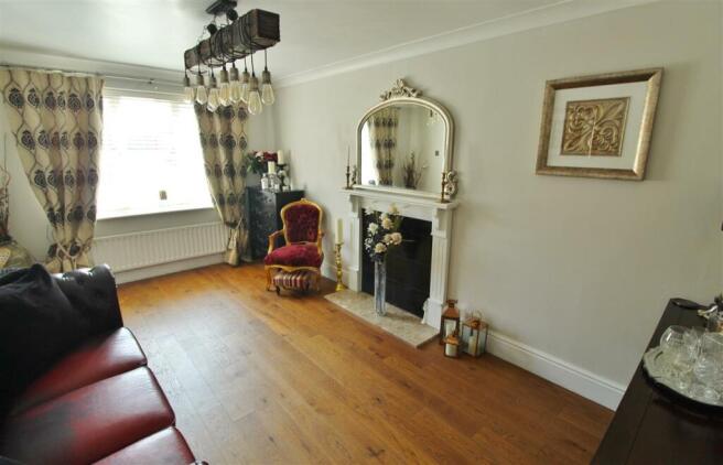SITTING ROOM -