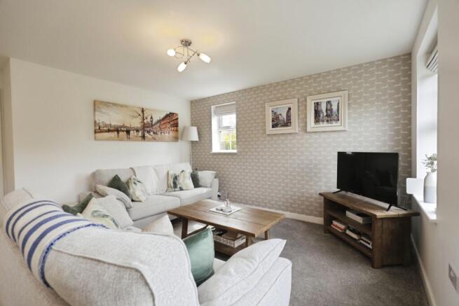 2 bed Flat for sale Image 4