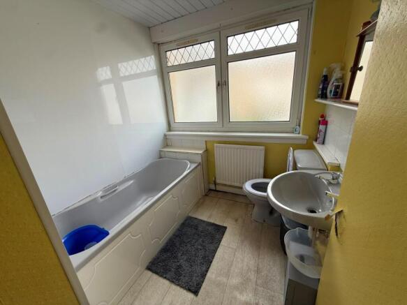 61 Greenlaw Avenue, Wishaw, Lanarkshire, ML2 8QN photo 4