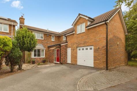 Field Farm Close, Stoke Gifford, Bristol