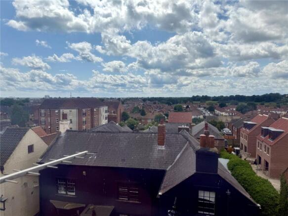 3 bed Maisonette for sale Image 7