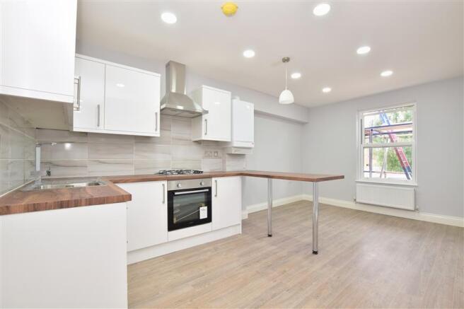 Kitchen/Breakfast Area