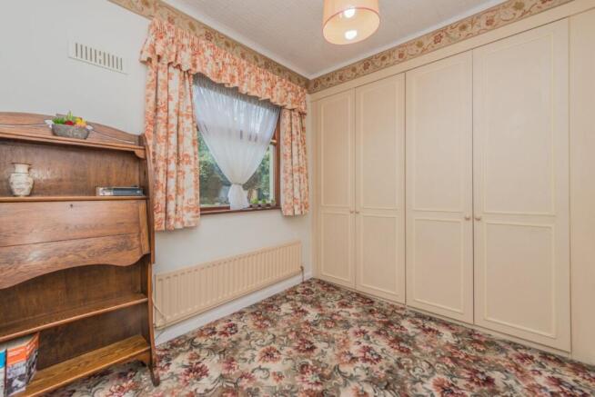 Avondale Road, Shipley, West Yorkshire, BD18 photo 5