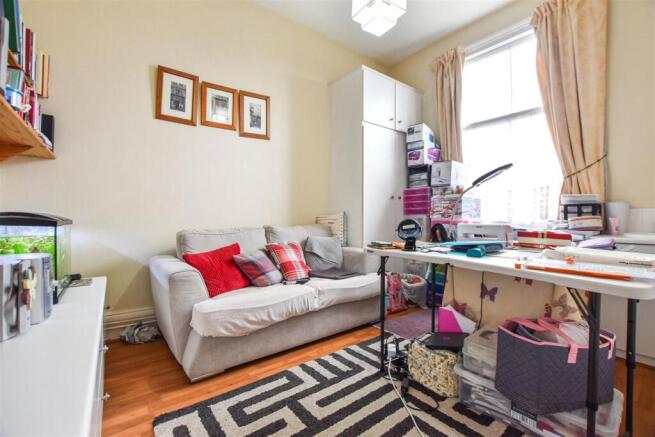 4 bed Maisonette for sale Image 8