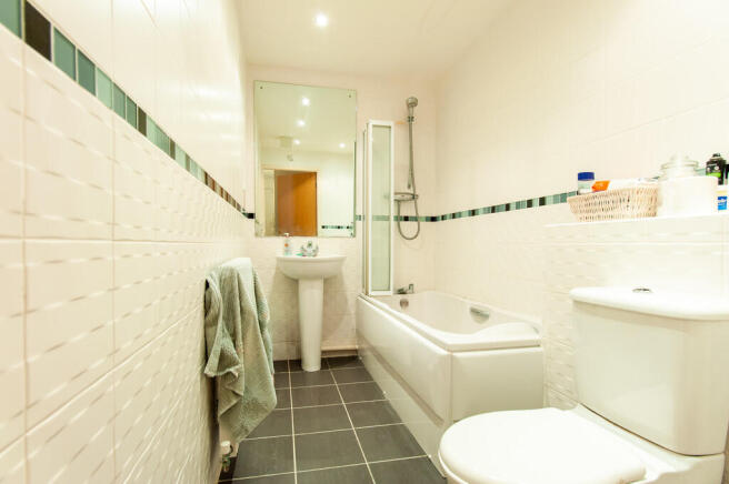1 bed Apartment to rent Image 8